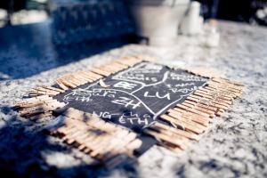 Regula Chakrit DSC-64